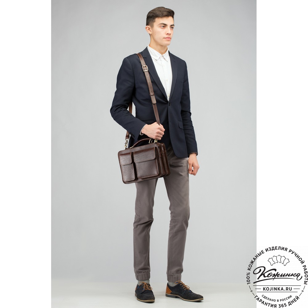 Кожаная сумка "Сакмэн" (чёрная)