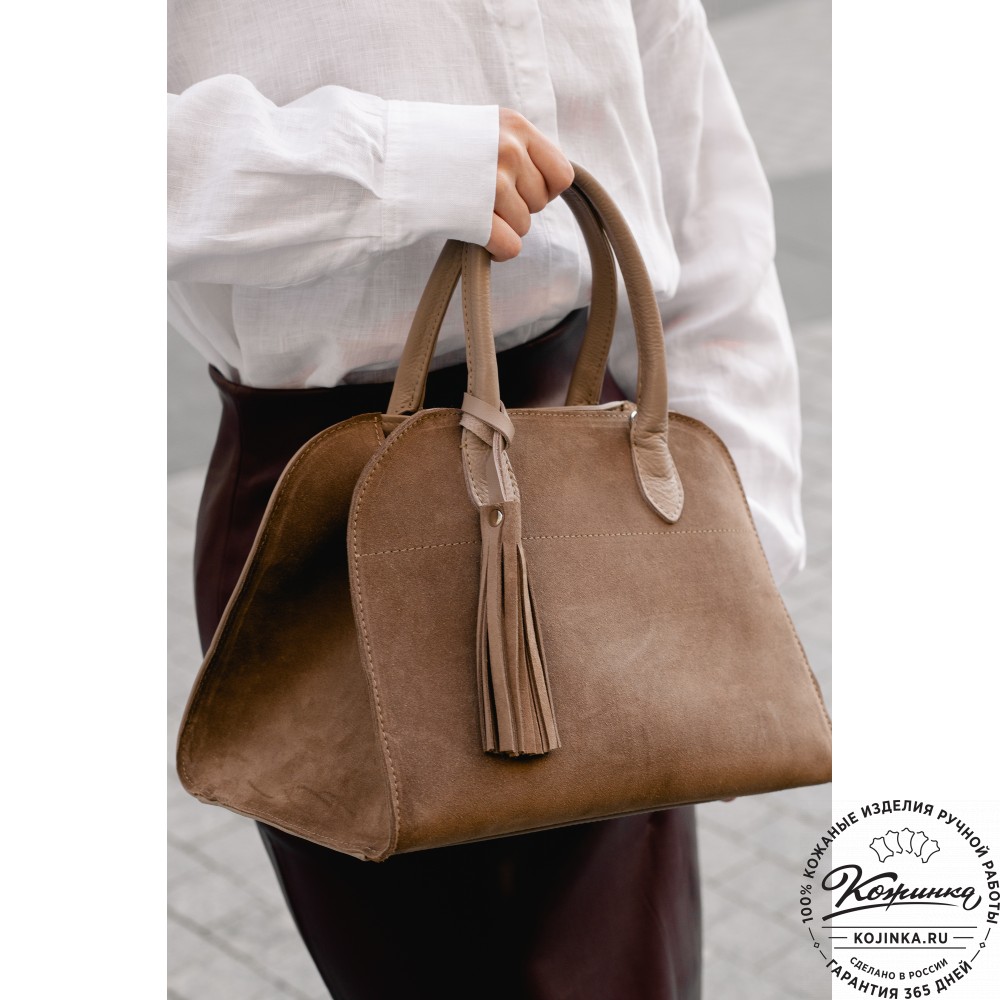 Женская кожаная сумка "Вирджиния" (черная)